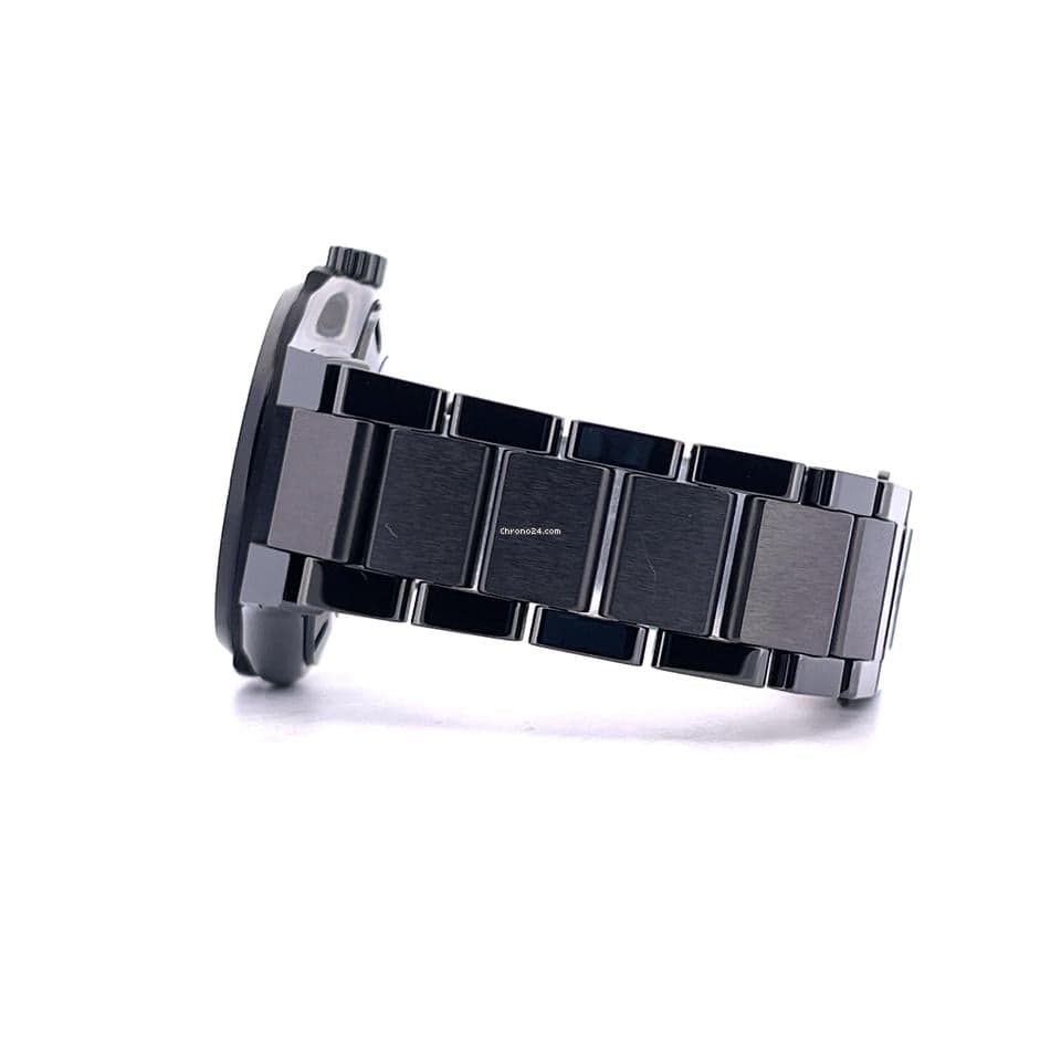 Hublot Classic Fusion Black Magic Diamonds / Ceramic / 38 mm / Full Set / very good Condition / 2024 - Thumbnail 5