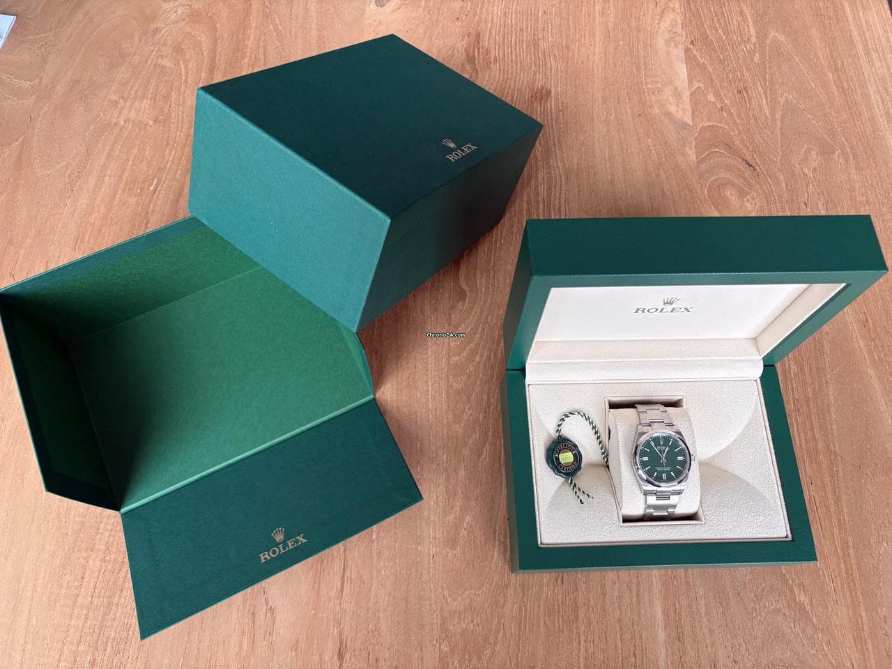 Rolex Oyster Perpetual 36 Set complet, cadran vert, modele 2025,  jamais portée - Thumbnail 7