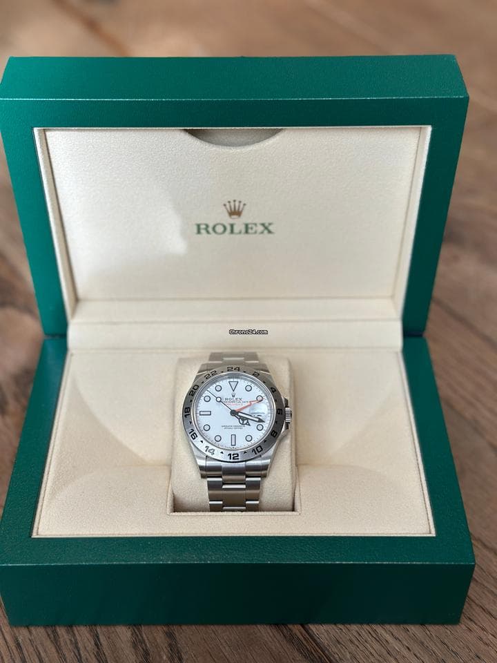 Rolex Explorer II Full Set • 2021 • Mint Condition - Thumbnail 4