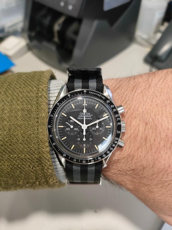 Omega Speedmaster Professional Moonwatch 145.0022 Beautiful Patina Dial With Original Omega Strap - Thumbnail 14