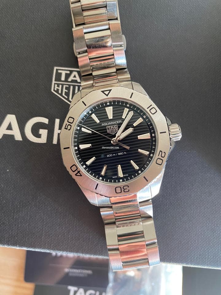 TAG Heuer Aquaracer Professional 200 TAG Heuer aquaracer 40mm Quartz - Image 1
