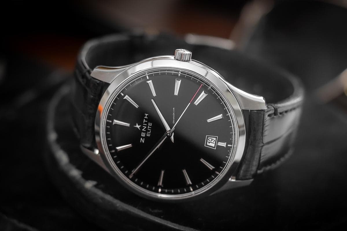 Zenith Captain Central Second Elite 03.2120.685/21.C493 Automatic 40mm/ Box & Papers - Image 1