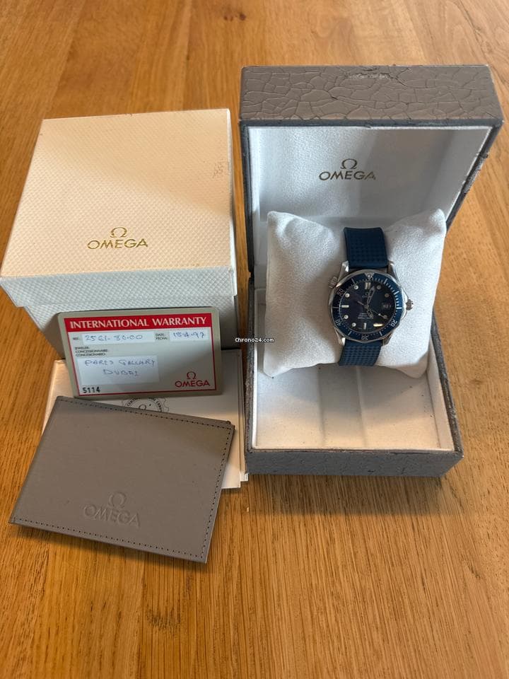 Omega Seamaster Comes with rubber strap (blue) - Image 1