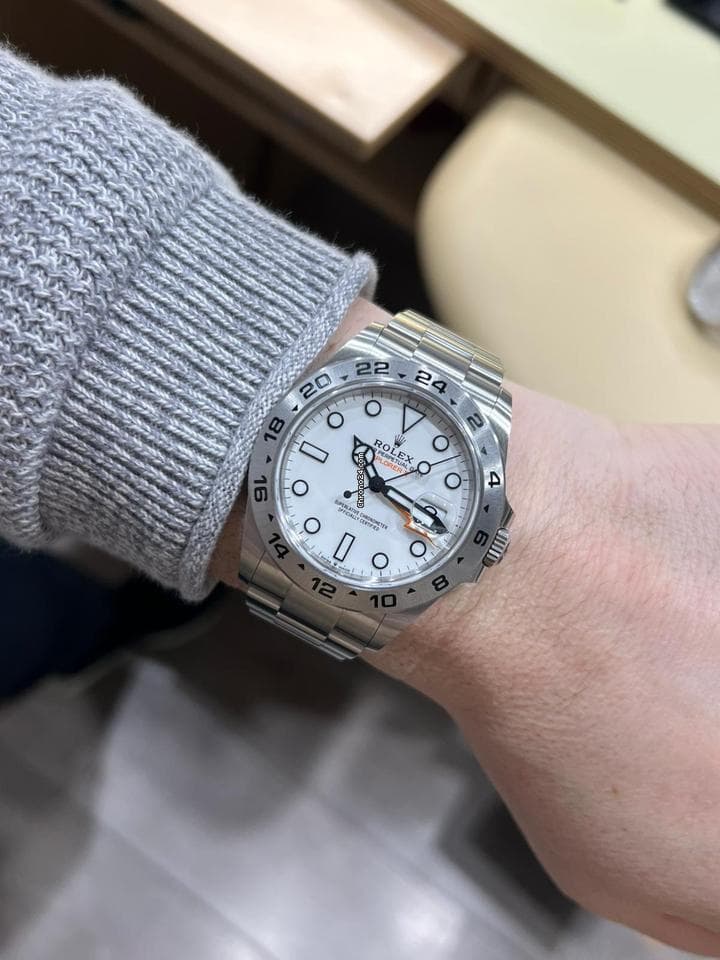 Rolex Explorer II Ref: 226570 42mm Automatic Steel Oyster White Dial Box+Papers 2024 - Thumbnail 2