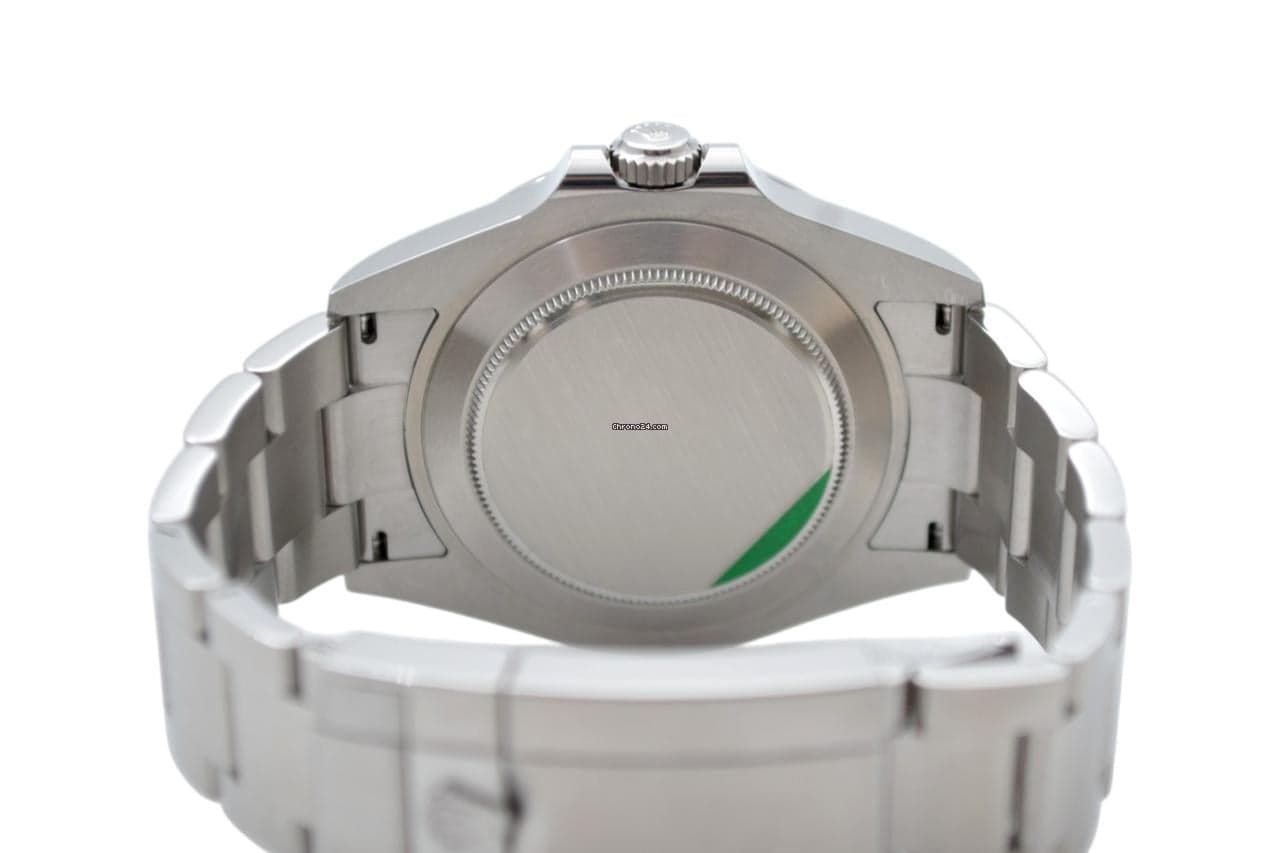 Rolex Explorer II Ref: 226570 42mm Automatic Steel Oyster White Dial Box+Papers 2024 - Thumbnail 9