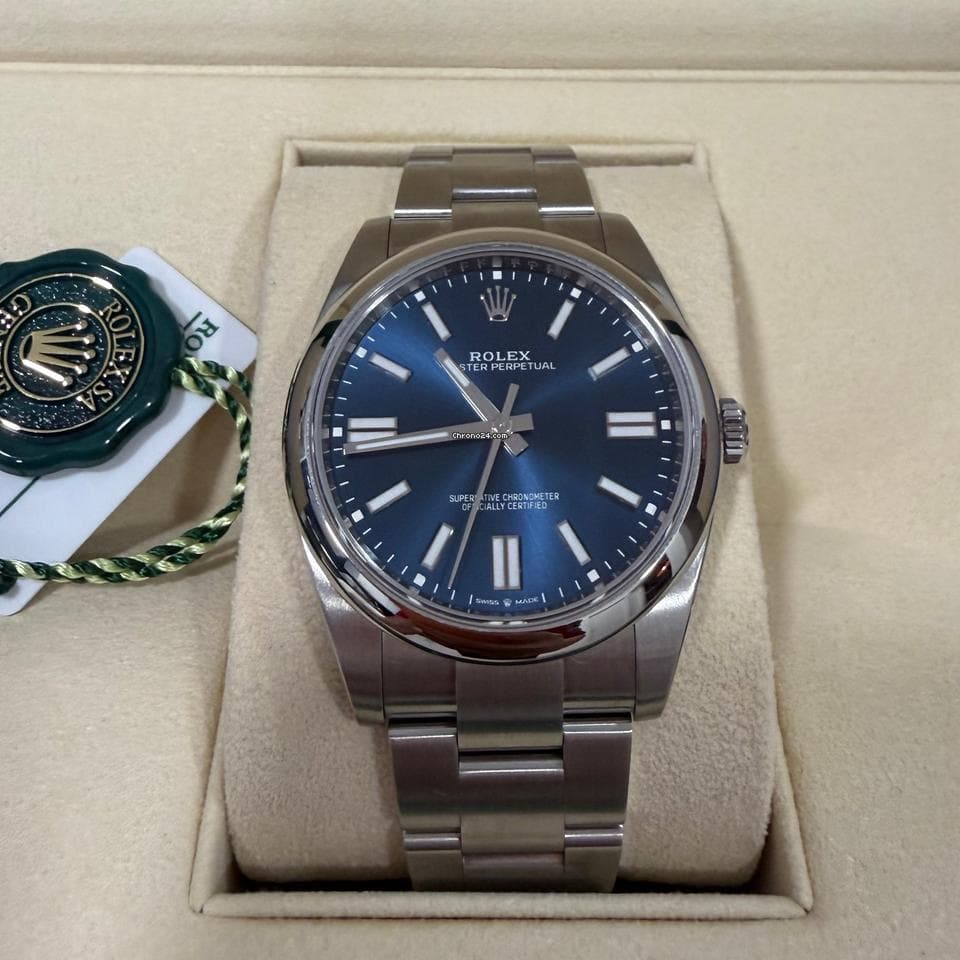 Rolex Oyster Perpetual 41 Full set. Unworn
