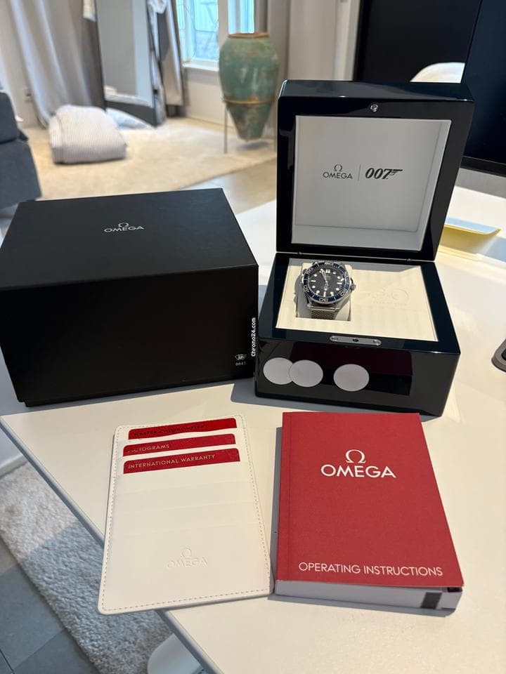 Omega Seamaster Diver 300M “60 Years of James Bond” - Image 1