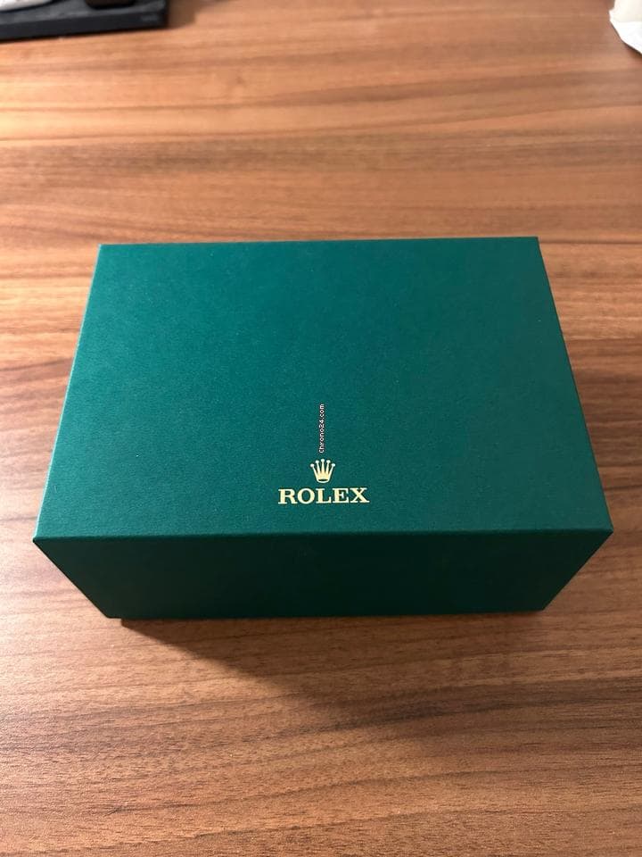 Rolex Oyster Perpetual 41 Stainless Dial (2025) New - Thumbnail 8