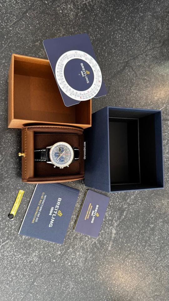 Breitling Navitimer 1 B01 Chronograph 43 Full Set - Thumbnail 6