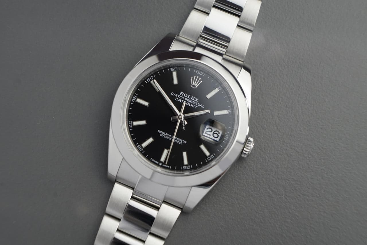 Rolex Datejust 41 Oyster 126300 | Full Set 2022 - Image 1