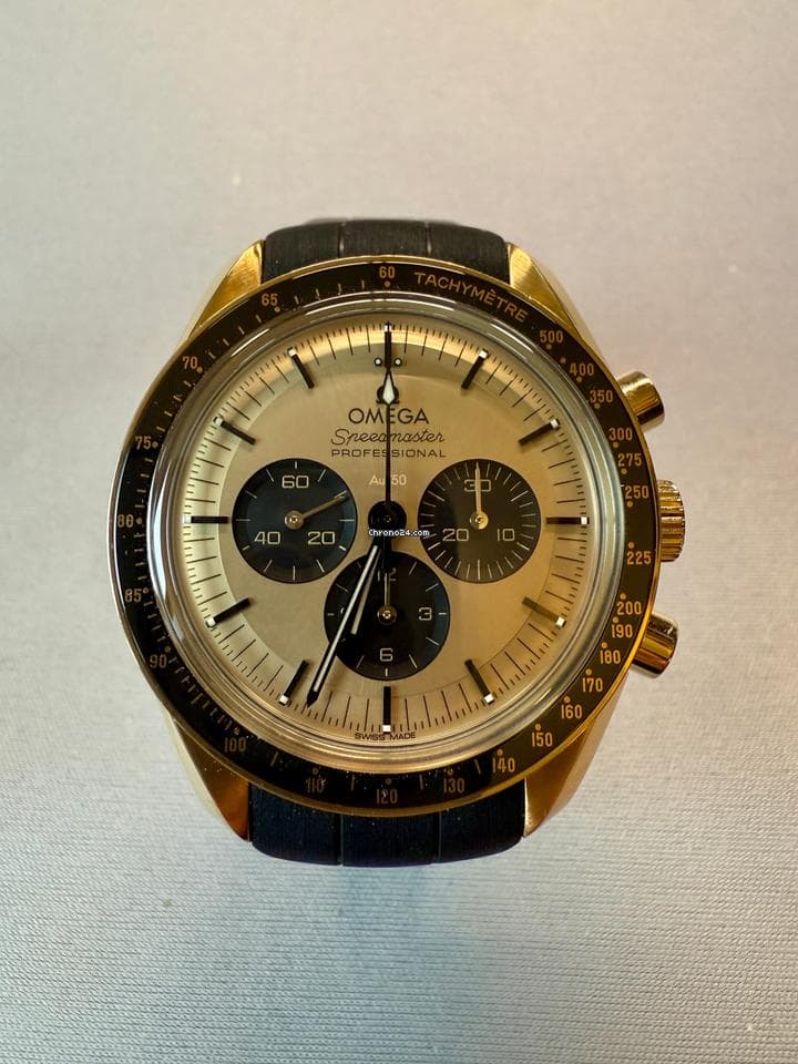Omega Speedmaster Moonshine Gold, 2023, DE Full Set, Pikachu Dial - Image 1