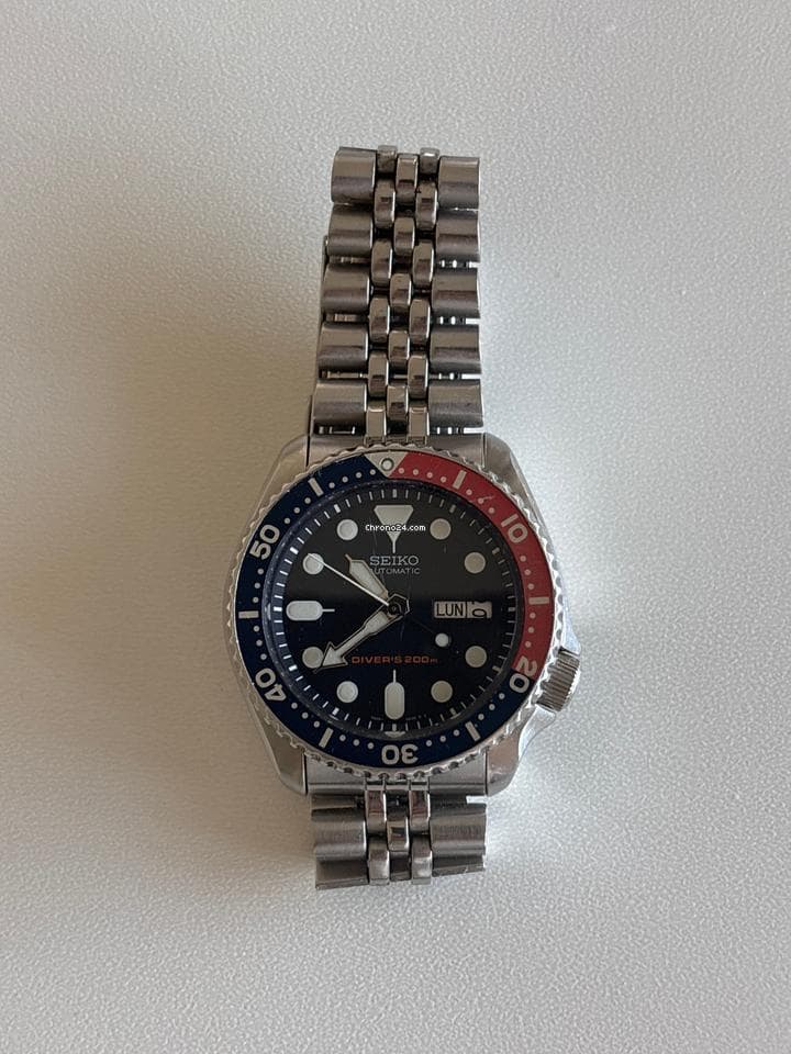 Seiko SKX009K2 - Thumbnail 2