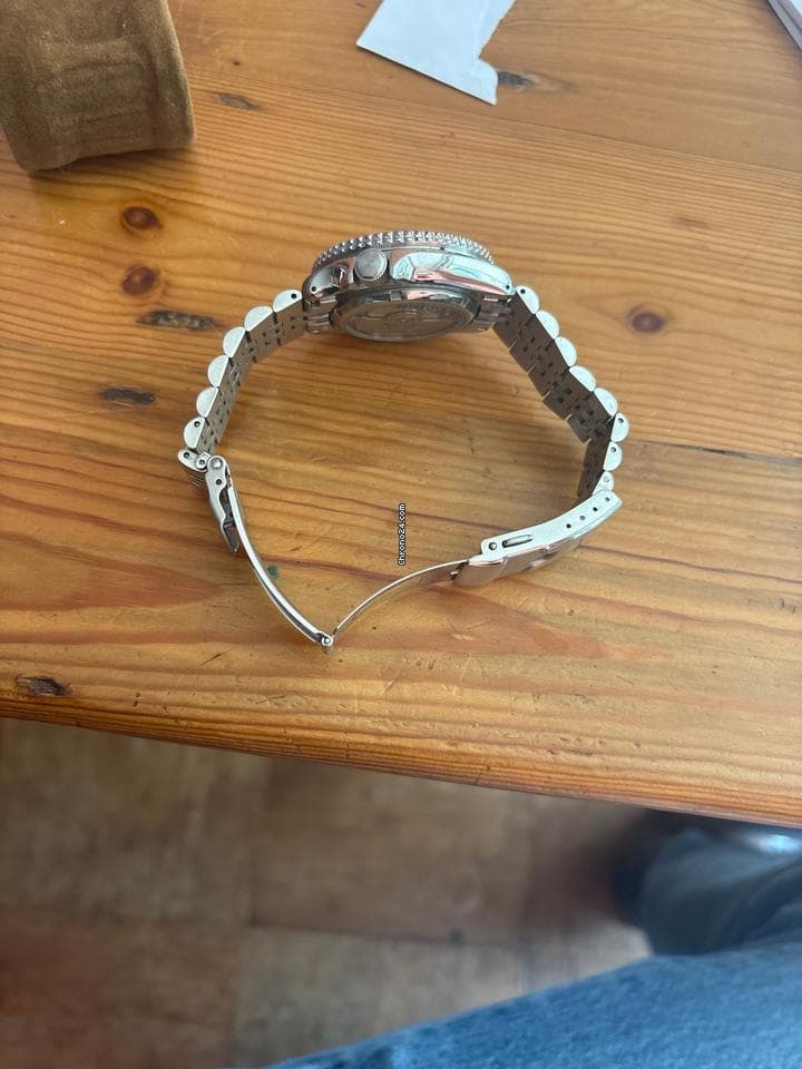 Seiko 5 Sports GMT - Thumbnail 3