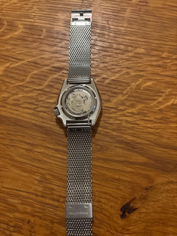 Seiko 5 Sports - Thumbnail 4