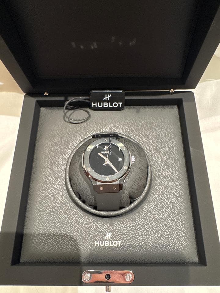 Hublot Classic Fusion Set complet bracelet pas encore coupé - Image 1