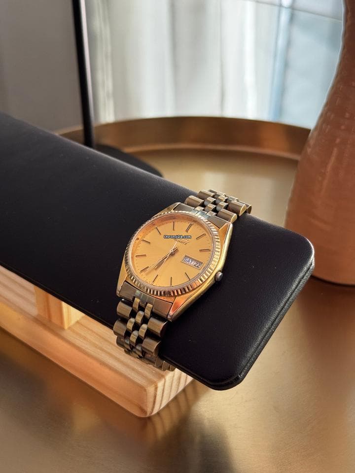 Seiko Day And Date Dress Gold-tone Mens Watch  Stainless Seiko Quartz Day-Date Gold - Image 1