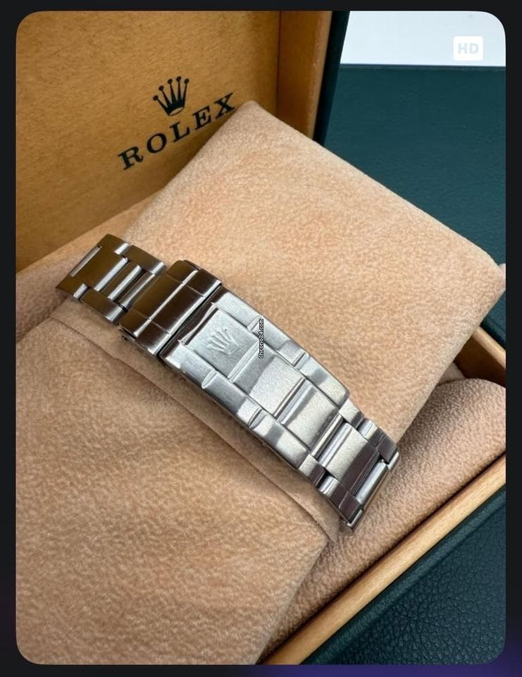 Rolex Submariner Date Rolex Submariner 16800 mit originaler Box und Garantiekarte - Thumbnail 2