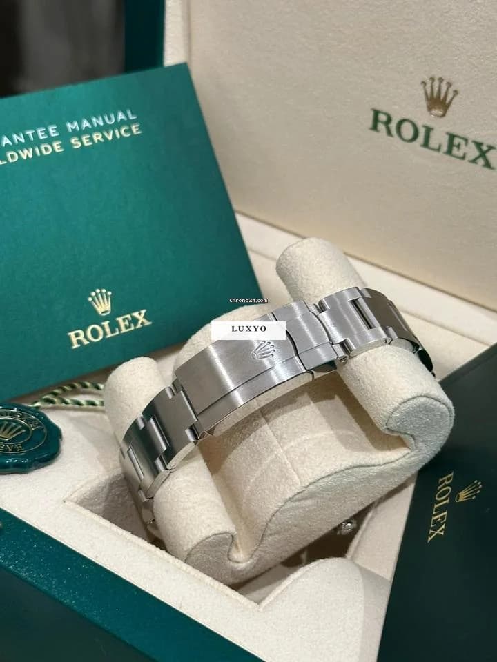 Rolex Oyster Perpetual 41 ROLEX OYSTER PERPETUAL  124300 -003  FULL SET - Thumbnail 4
