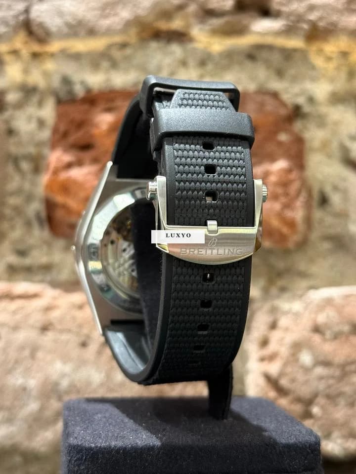 Breitling Chronomat B01 42 like new von 2025 - Thumbnail 4