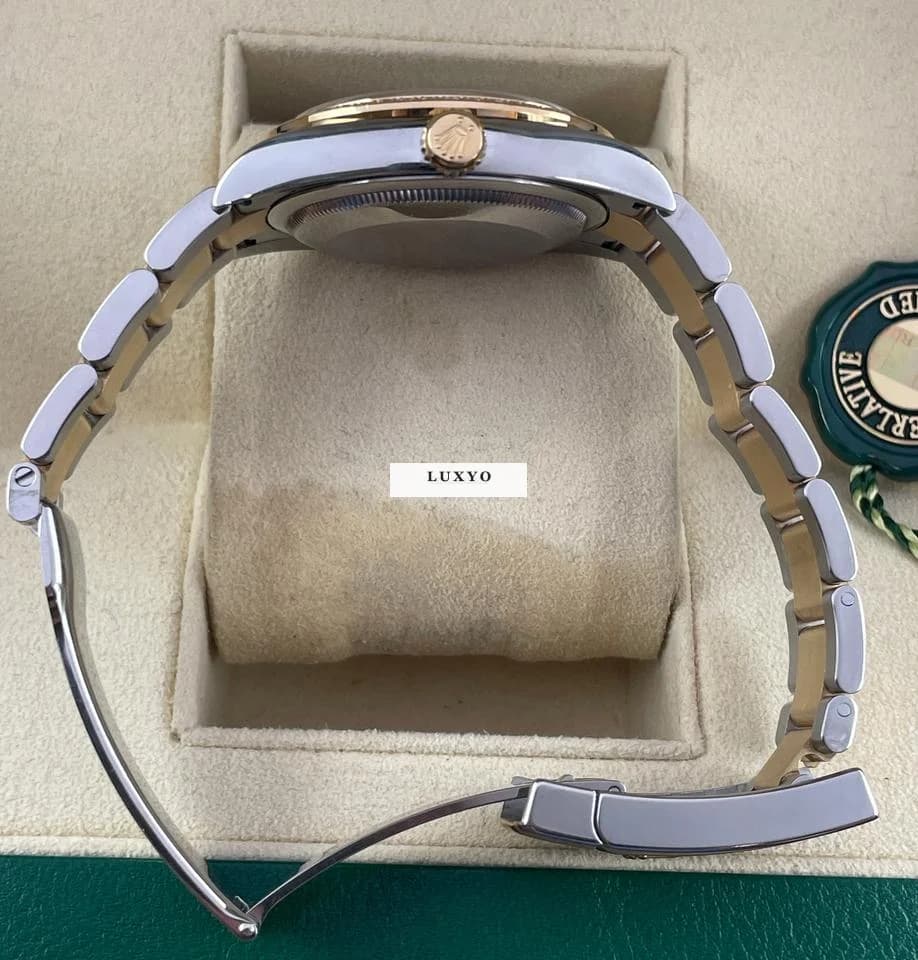 Rolex Datejust 36 GREEN XI VI Diamond DIAL Steel/Gold Top Condition with Box&Papers 2021 - Thumbnail 9