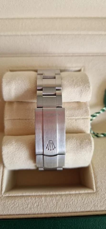 Rolex Oyster Perpetual 31 Rolex Oyster Perpétual 31 - Thumbnail 2