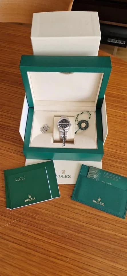 Rolex Oyster Perpetual 31 Rolex Oyster Perpétual 31 - Thumbnail 6