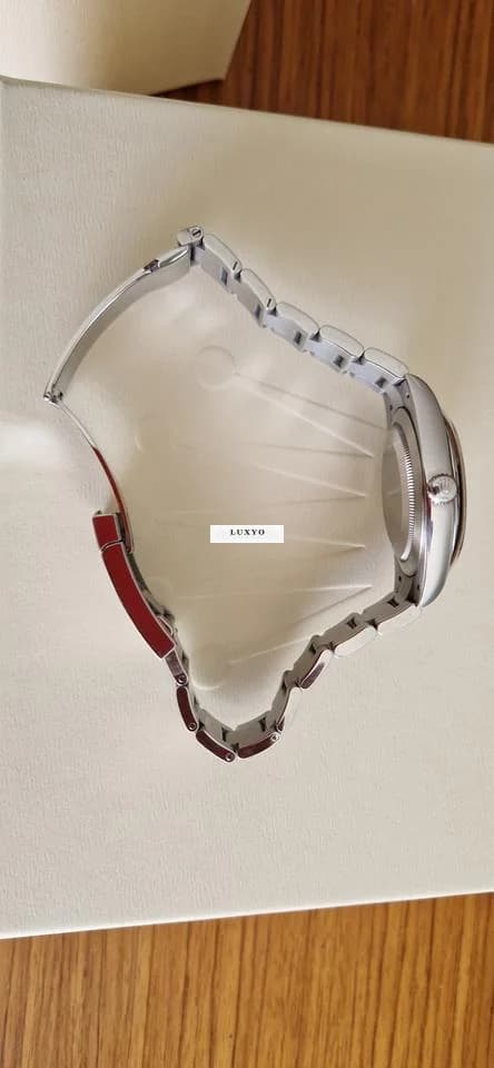 Rolex Oyster Perpetual 41 Rolex Oyster Perpetual 41 - Thumbnail 3