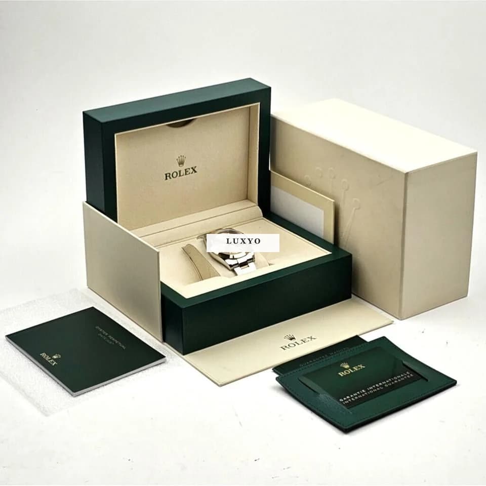 Rolex Datejust 41 2022 box + papers | steel - yellow gold champagne domed Oyster - Thumbnail 10