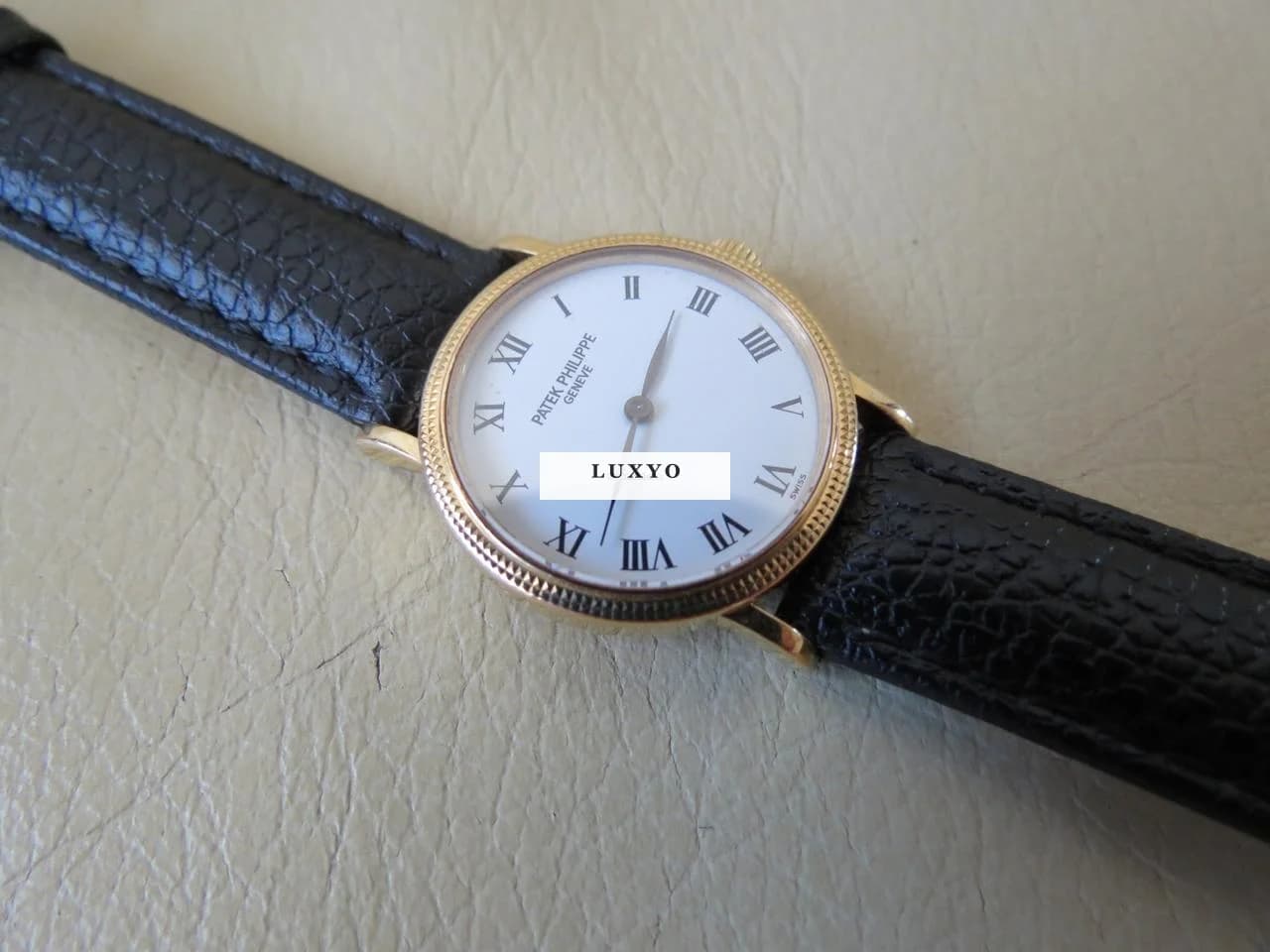 Patek Philippe Calatrava 18K Gold Roman Numerals 25mm Mechanical Ladies Watch - Thumbnail 13