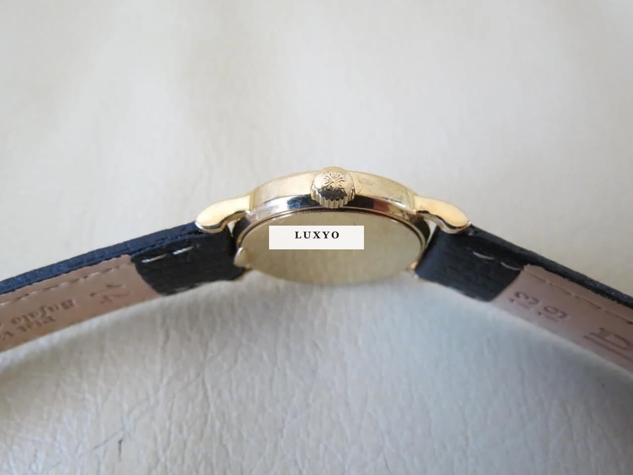 Patek Philippe Calatrava 18K Gold Roman Numerals 25mm Mechanical Ladies Watch - Thumbnail 4