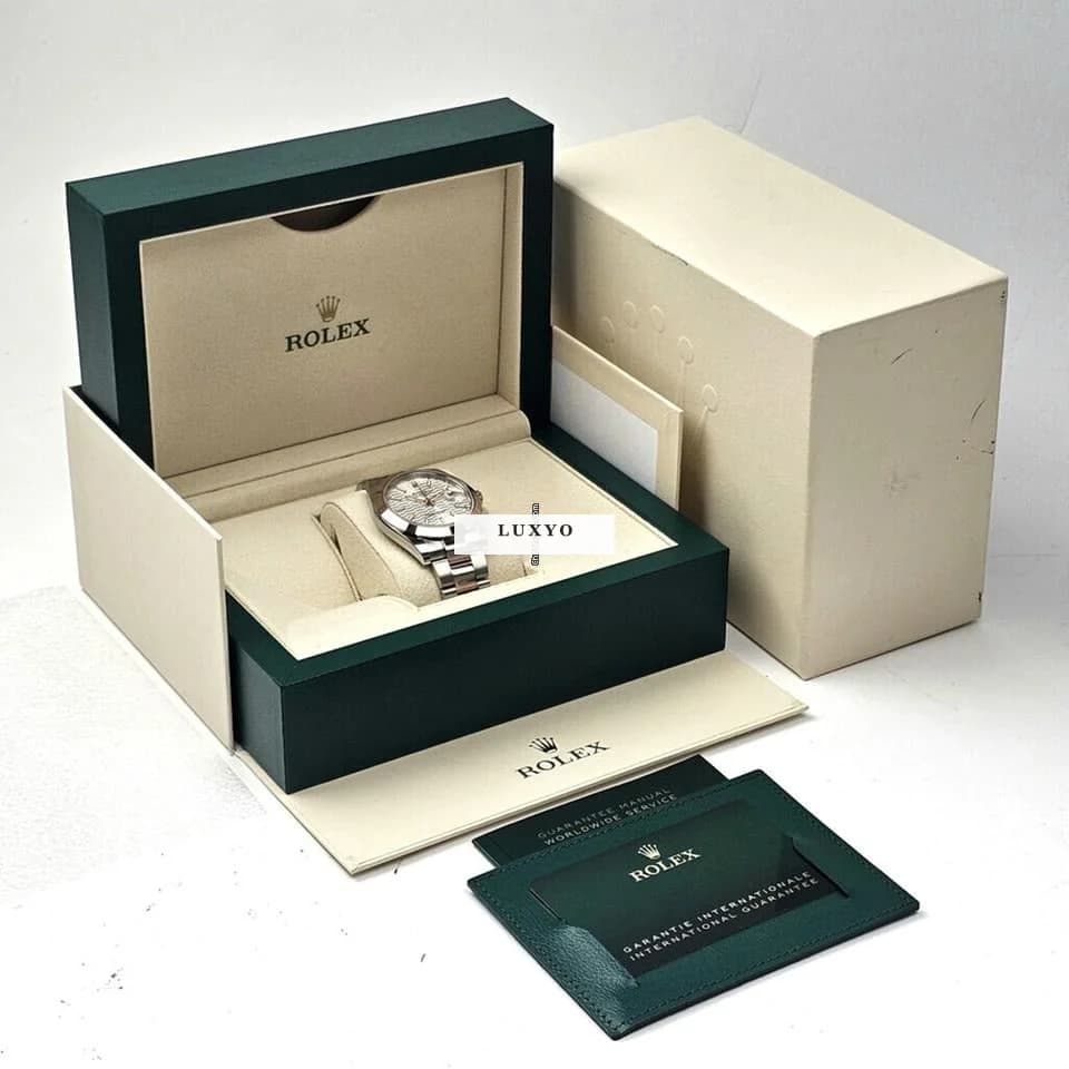 Rolex Datejust 41 2023 box + papers | steel - rose gold silver fluted / motif Oyster - Thumbnail 10