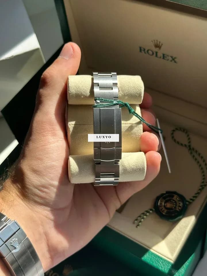 Rolex Oyster Perpetual 36 NEW 02/2025 with NEW BOX - Candy Pink Dial - Thumbnail 4