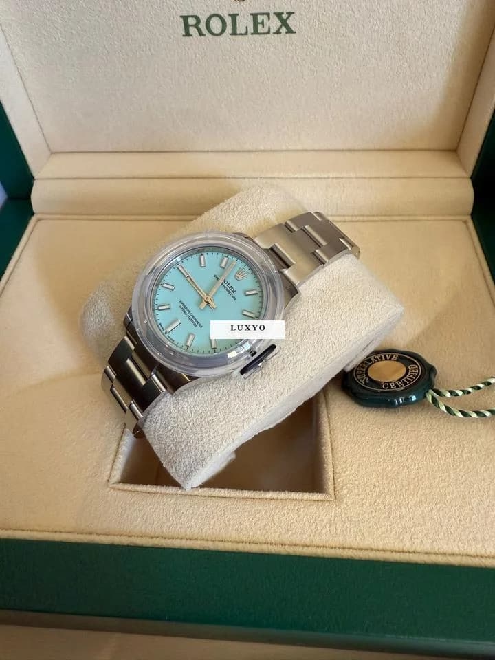 Rolex Oyster Perpetual 31 Unworn, 2024, full incl. box and papers - Thumbnail 4