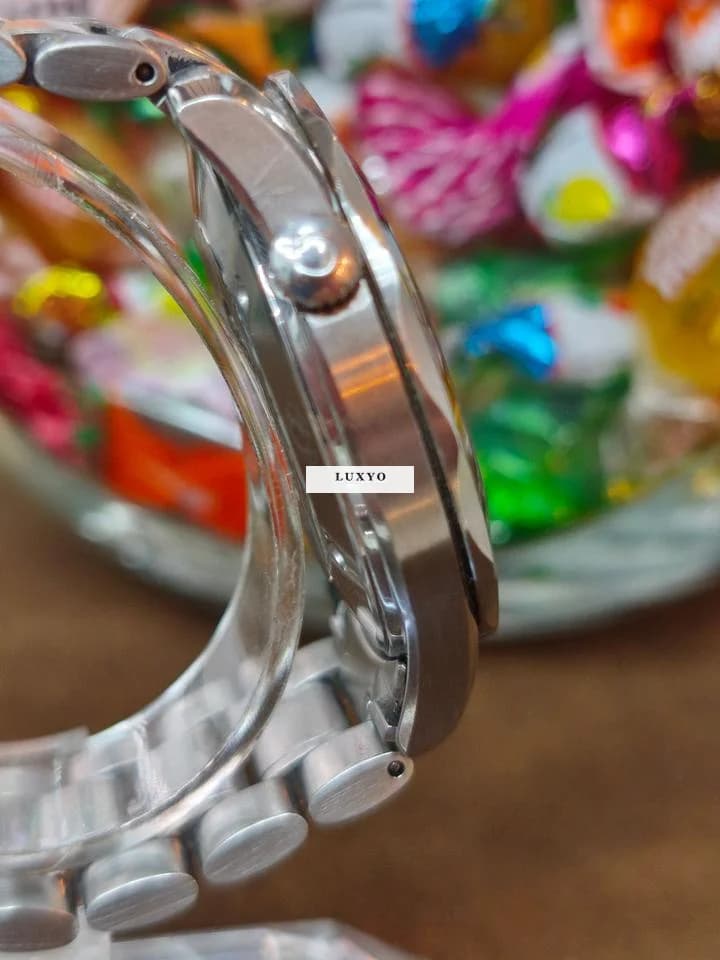 Omega Seamaster 300m - Thumbnail 9