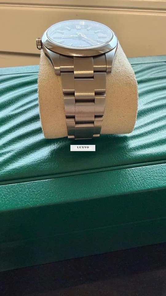 Rolex Oyster Perpetual 41 Full Set/ Red:124300 - Thumbnail 7