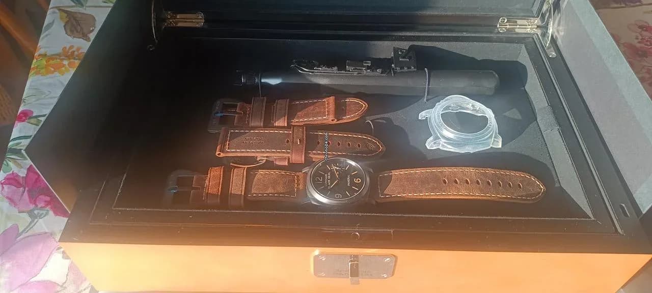 Panerai Luminor 8 Days Set DLC, NUOVO CON PELLICOLE,500 pezzi Pam00786 black Seal 8days - Thumbnail 2