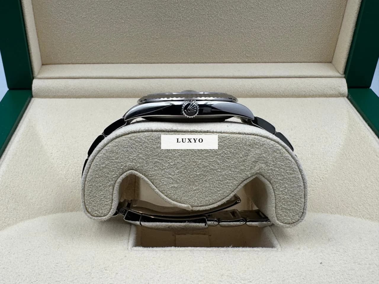 Rolex Datejust 41 126334 Mint Green Dial Oyster 2024 Like New Full Set - Thumbnail 6