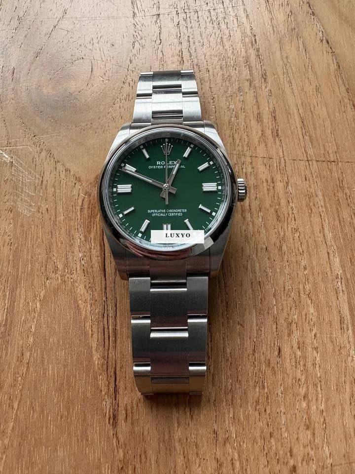 Rolex Oyster Perpetual 36 Set complet, cadran vert, modele 2025,  jamais portée - Image 1