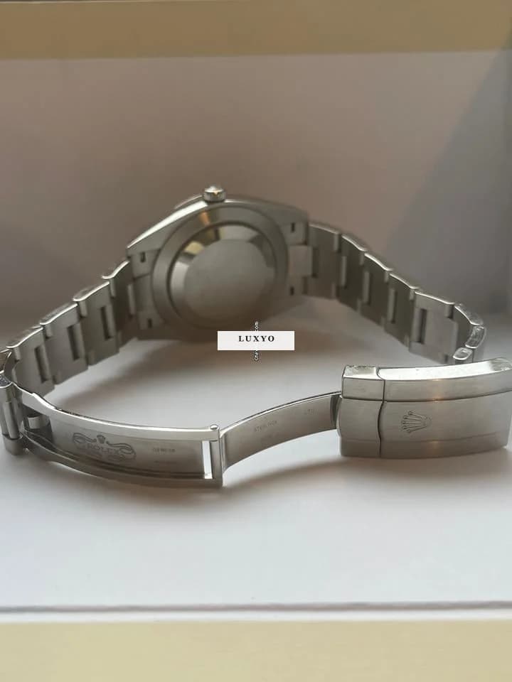 Rolex Oyster Perpetual 41 Kaum getragen und sofort verfügbar! - Thumbnail 8