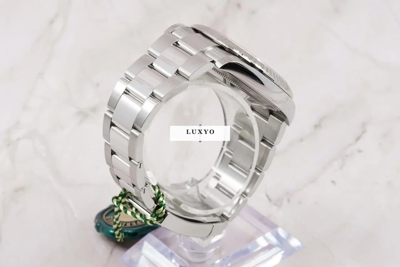 Rolex IN STOCK Like new 12/2022 Ref. 126334 Datejust 41 Steel/White Gold Mint Green Dial Fluted ROLEX PURCHASE RECEIPT AVAILABLE - Thumbnail 5