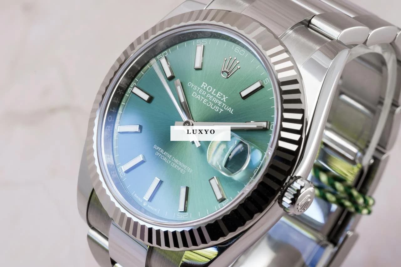 Rolex IN STOCK Like new 12/2022 Ref. 126334 Datejust 41 Steel/White Gold Mint Green Dial Fluted ROLEX PURCHASE RECEIPT AVAILABLE - Thumbnail 10