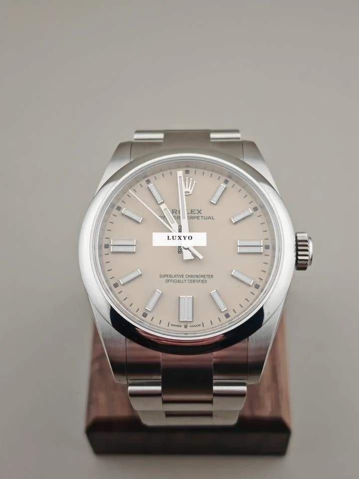 Rolex Oyster Perpetual 41 mm, NEW, 134300 2025 Beige Dial, Full set, Unworn - Thumbnail 14