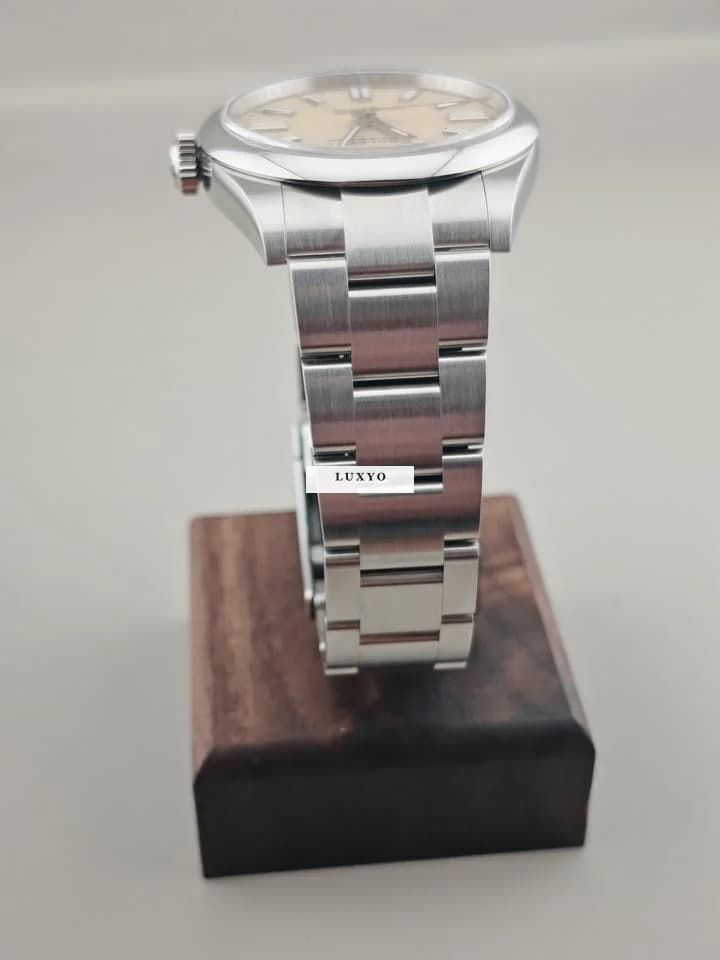 Rolex Oyster Perpetual 41 mm, NEW, 134300 2025 Beige Dial, Full set, Unworn - Thumbnail 9