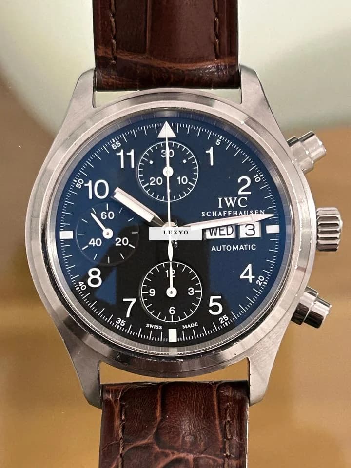 IWC Pilot Chronograph IW3706 Der Fliegerchronograph - Image 1