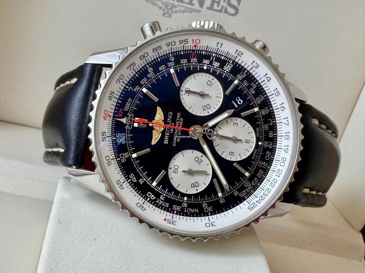 Breitling Navitimer 01 43 mm AB012012/BB01 - Thumbnail 2