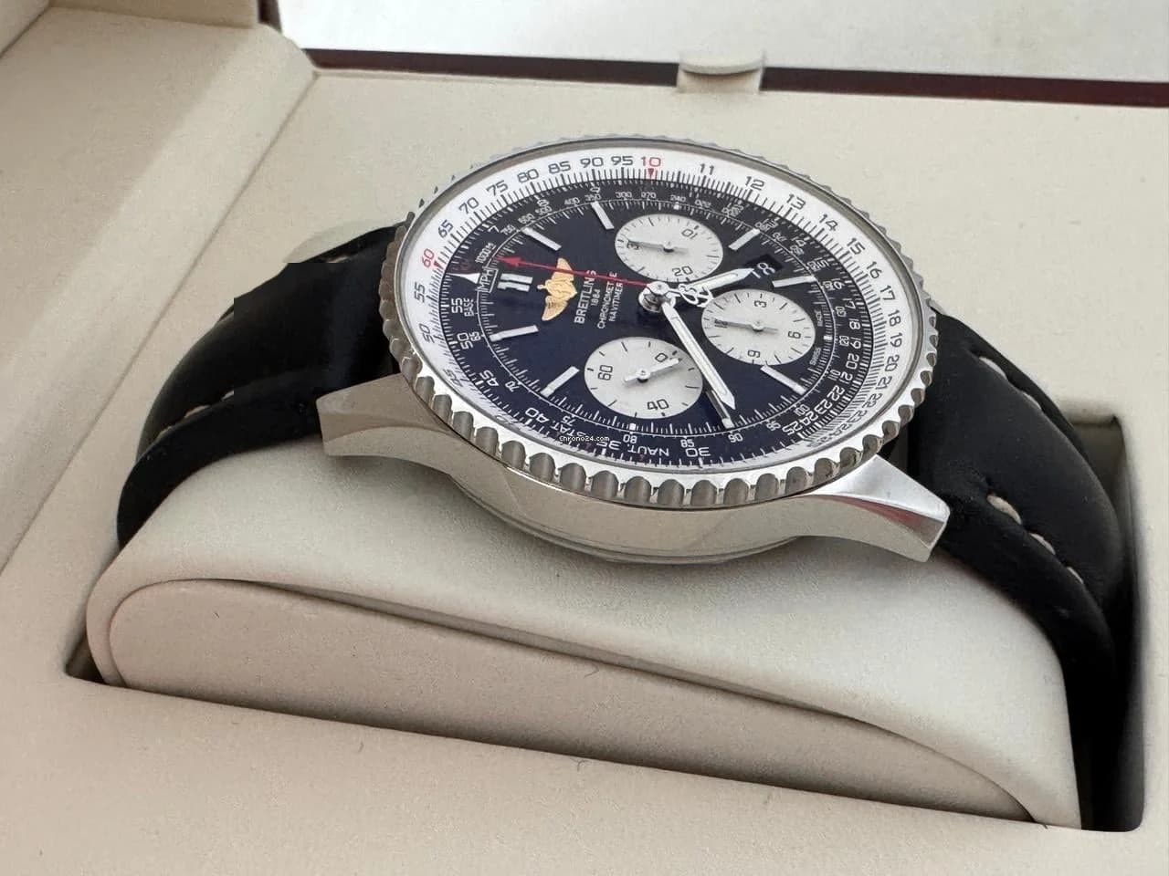 Breitling Navitimer 01 43 mm AB012012/BB01 - Thumbnail 5