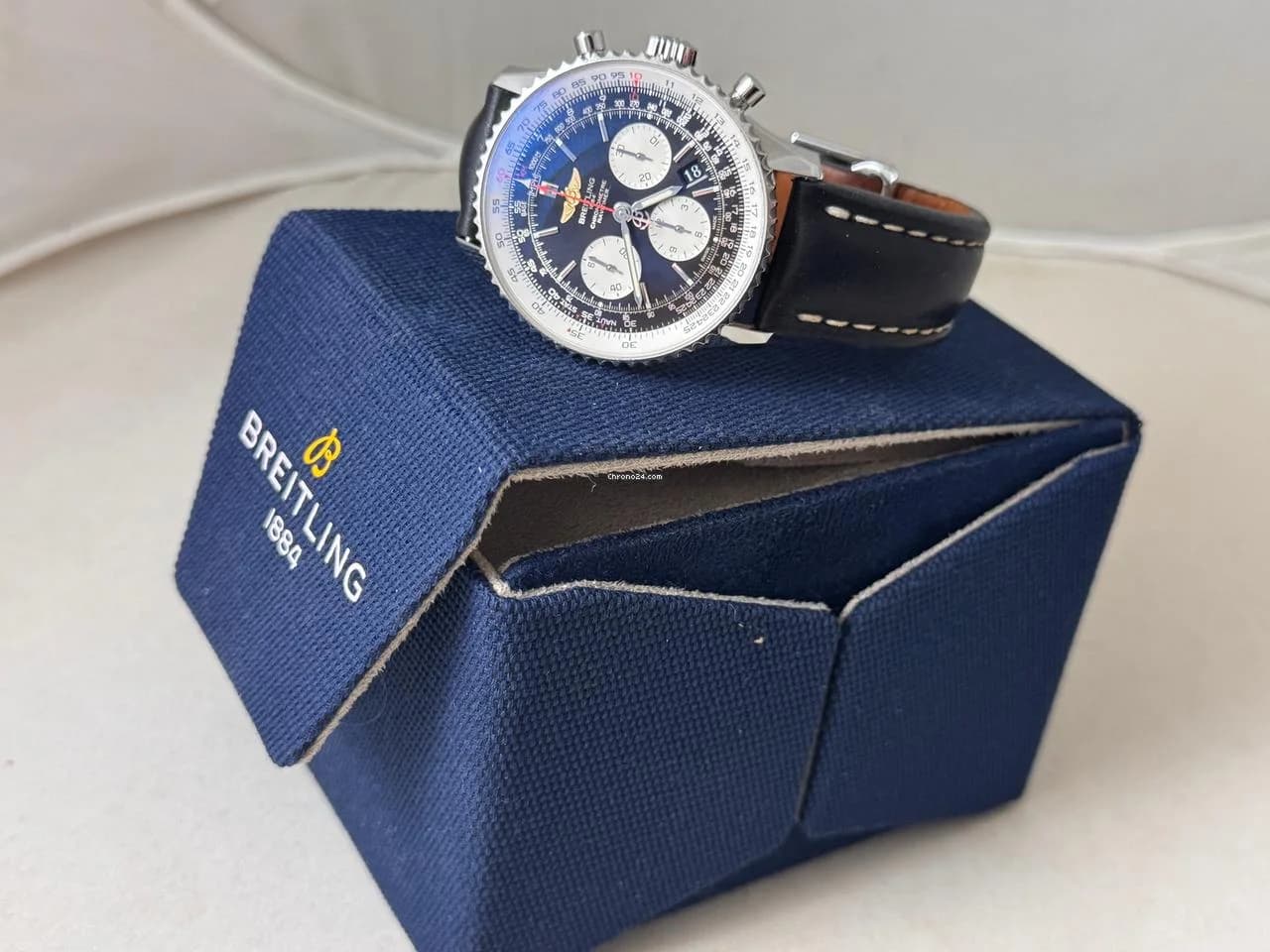 Breitling Navitimer 01 43 mm AB012012/BB01 - Thumbnail 10