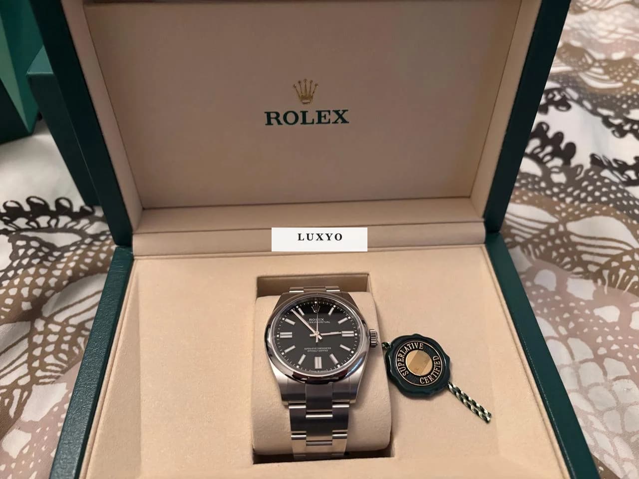Rolex Oyster Perpetual  Stainless Dial (2025) Set complet, papiers et boîte . - Thumbnail 2
