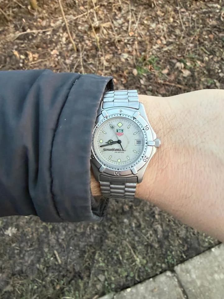 TAG Heuer 2000 Professional - Thumbnail 5