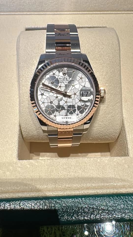 Rolex Floral Diamond Dial Nuovo Anno 2023 Full Set - Thumbnail 2